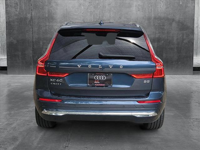 Photo of 2022 Denim Blue Meta Volvo XC60