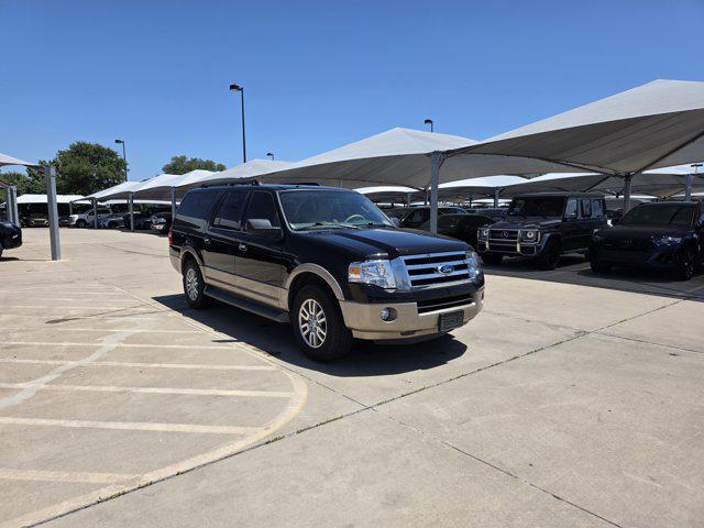 Photo of 2014 Tuxedo Black Metallic Ford Expedition EL