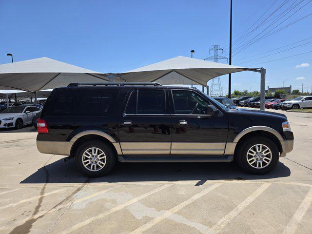 Photo of 2014 Tuxedo Black Metallic Ford Expedition EL