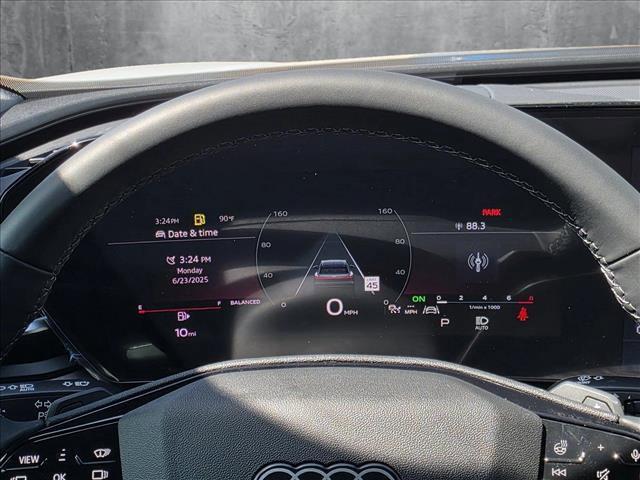 Photo of 2025 Glacier White Metallic Audi Q5