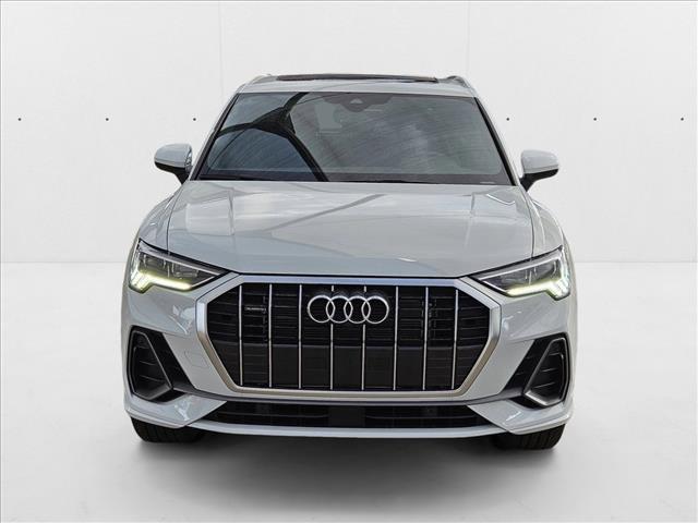 Photo of 2024 Glacier White Metallic Audi Q3