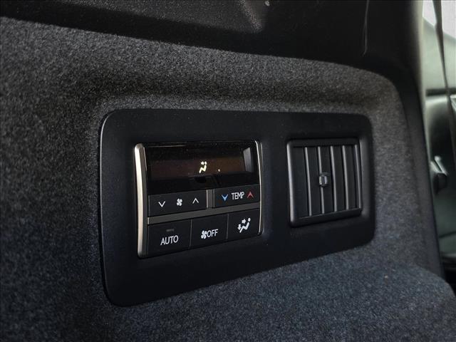 Photo of 2022 Eminent White Pearl Lexus RX 350L