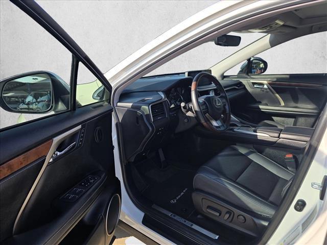 Photo of 2022 Eminent White Pearl Lexus RX 350L