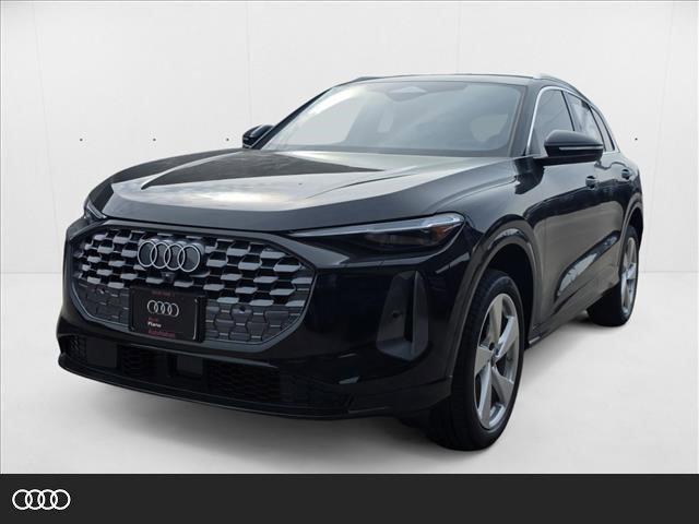 Photo of 2025 Mythos Black Metallic Audi Q5