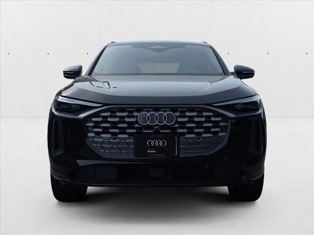 Photo of 2025 Mythos Black Metallic Audi Q5