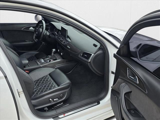 Photo of 2018 Glacier White Metallic Audi S6