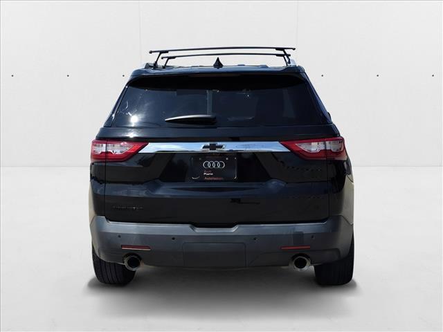 Photo of 2018 Mosaic Black Metallic Chevrolet Traverse
