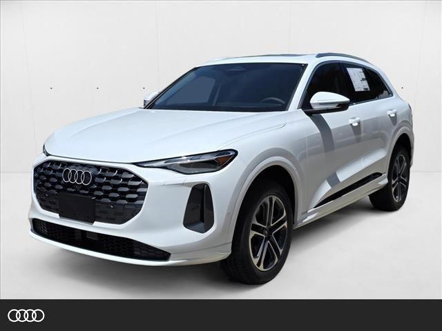 Photo of 2025 Arkona White Audi Q5
