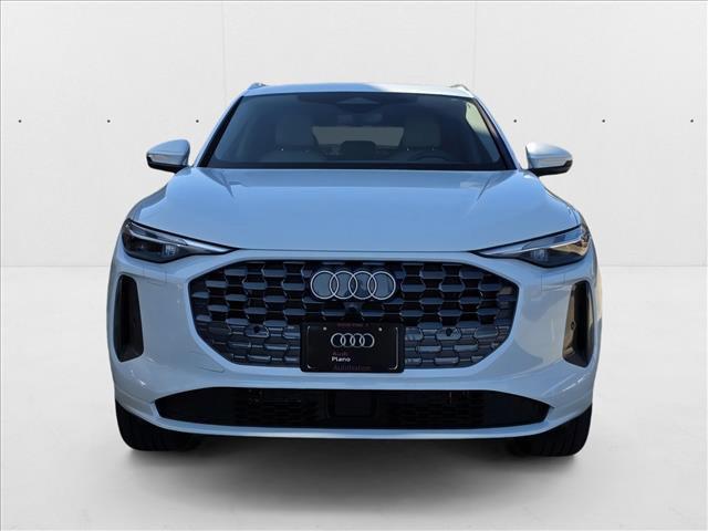 Photo of 2025 Glacier White Metallic Audi Q5
