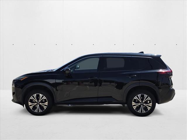 Photo of 2021 Super Black Nissan Rogue