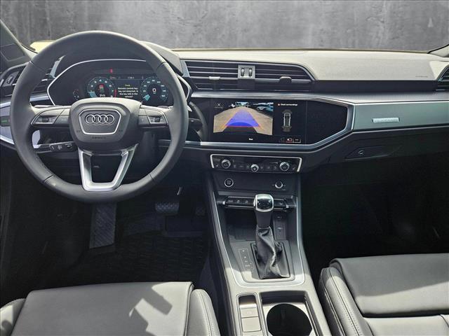 Photo of 2025 Chronos Gray Metallic Audi Q3