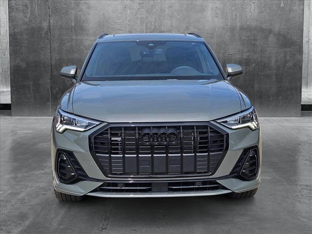 Photo of 2025 Chronos Gray Metallic Audi Q3
