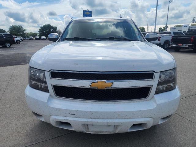 Photo of 2012 Summit White Chevrolet Suburban