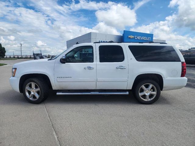 Photo of 2012 Summit White Chevrolet Suburban