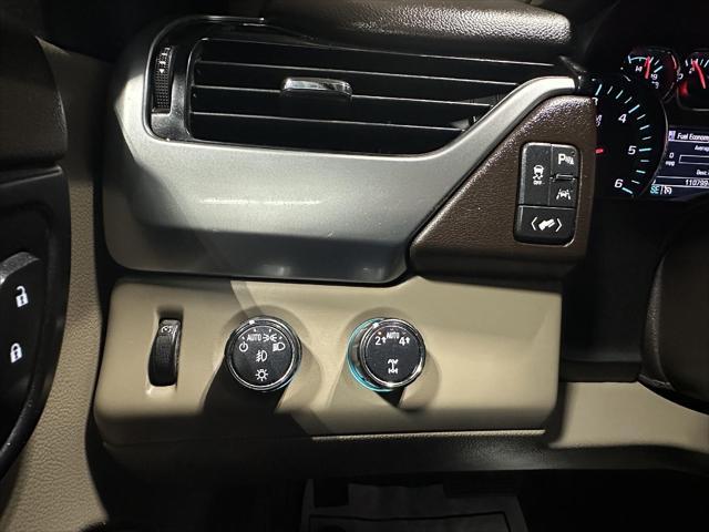 Photo of 2020 Summit White Chevrolet Suburban
