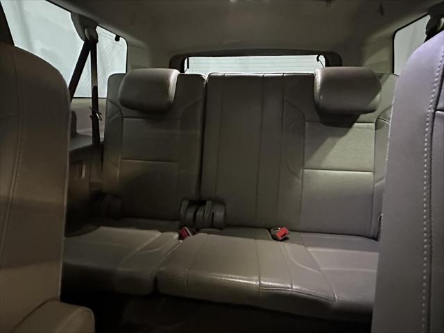 Photo of 2020 Summit White Chevrolet Suburban