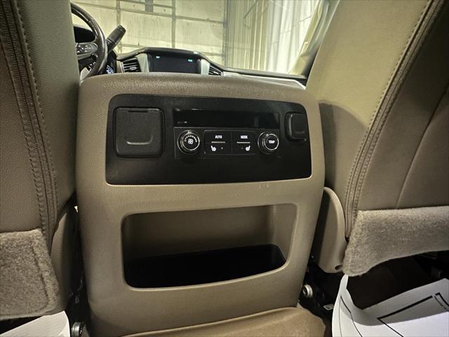 Photo of 2020 Summit White Chevrolet Suburban