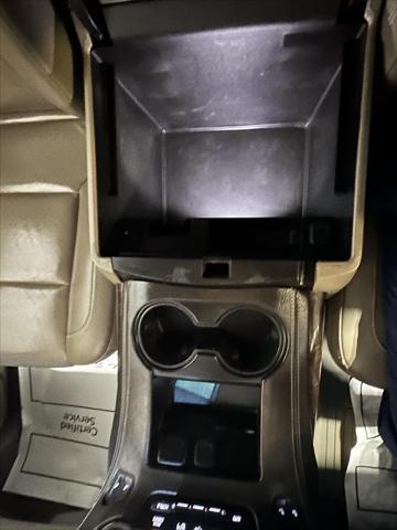 Photo of 2020 Summit White Chevrolet Suburban