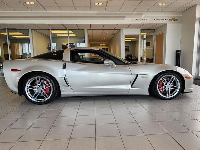 Photo of 2007 Machine Silver Metallic Chevrolet Corvette