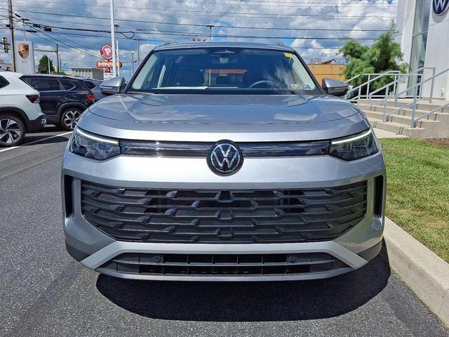 Photo of 2025 Pyrite Silver Metallic Volkswagen Tiguan