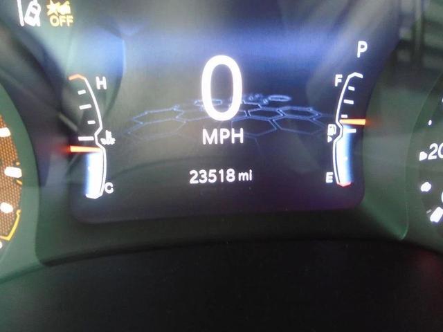 Photo of 2022 Redline Pearlcoat Jeep Compass