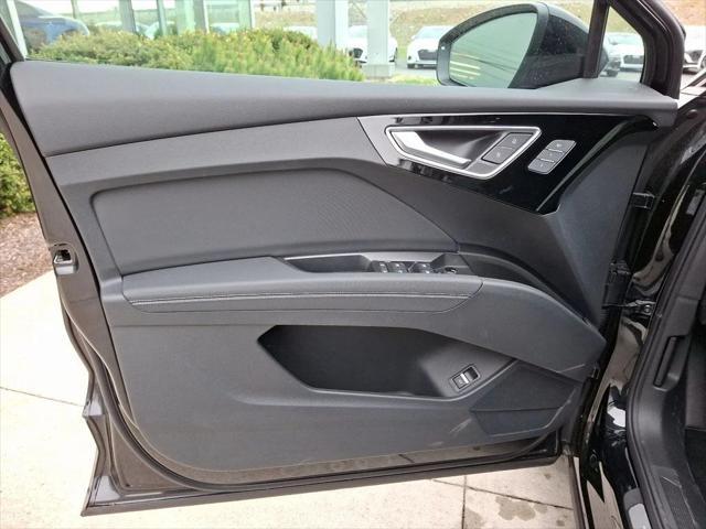 Photo of 2025 Mythos Black Metallic Audi Q4 e-tron Sportback