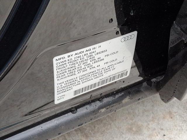 Photo of 2025 Mythos Black Metallic Audi Q4 e-tron Sportback