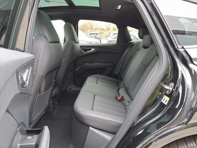 Photo of 2025 Mythos Black Metallic Audi Q4 e-tron Sportback