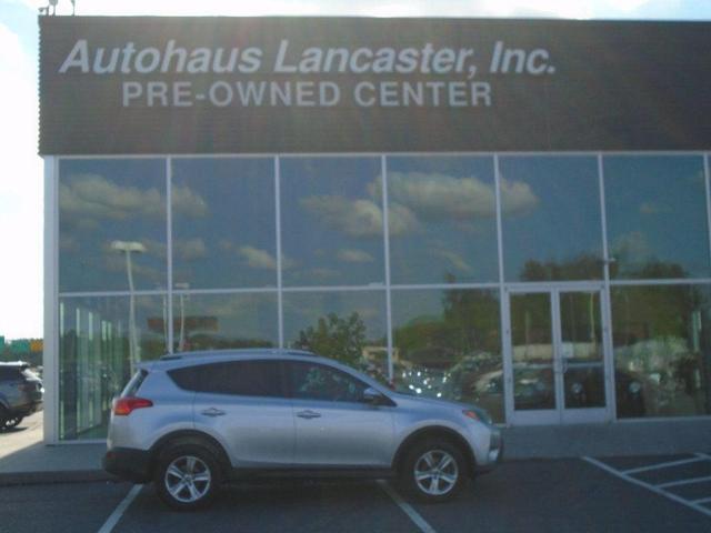 Photo of 2015 Classic Silver Metallic Toyota RAV4