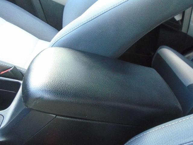 Photo of 2015 Classic Silver Metallic Toyota RAV4