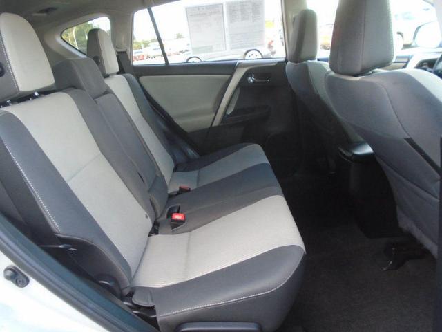 Photo of 2015 Classic Silver Metallic Toyota RAV4
