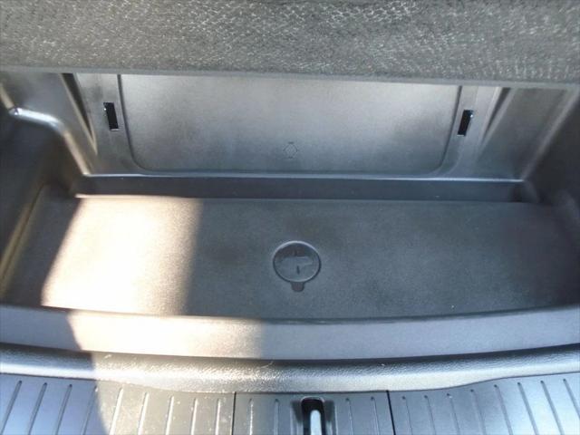 Photo of 2023 Midnight Sky Jeep Grand Cherokee L