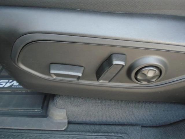 Photo of 2023 Midnight Sky Jeep Grand Cherokee L