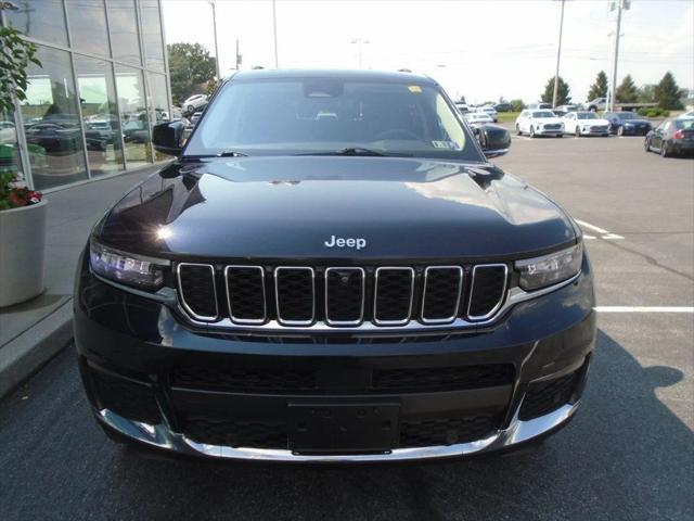 Photo of 2023 Midnight Sky Jeep Grand Cherokee L