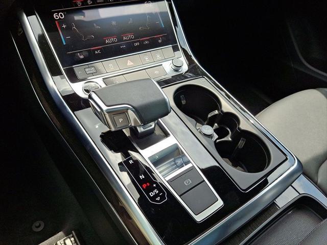 Photo of 2022 Samurai Gray Metallic Audi Q7