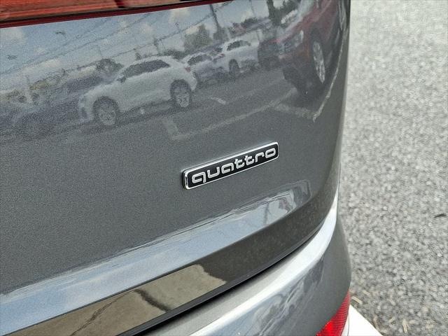Photo of 2022 Samurai Gray Metallic Audi Q7