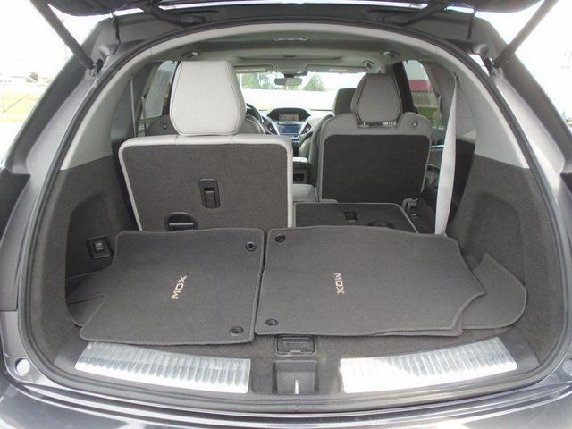 Photo of 2017 Modern Steel Metallic Acura MDX
