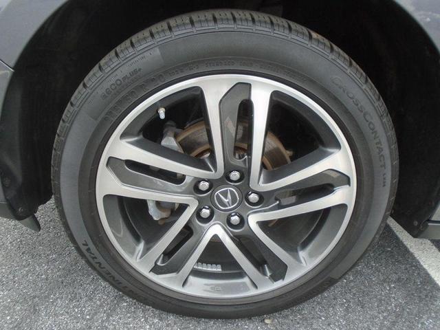 Photo of 2017 Modern Steel Metallic Acura MDX