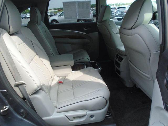 Photo of 2017 Modern Steel Metallic Acura MDX