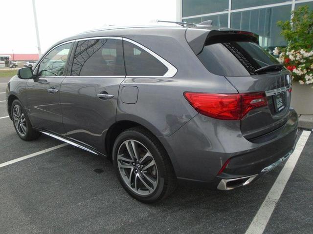 Photo of 2017 Modern Steel Metallic Acura MDX