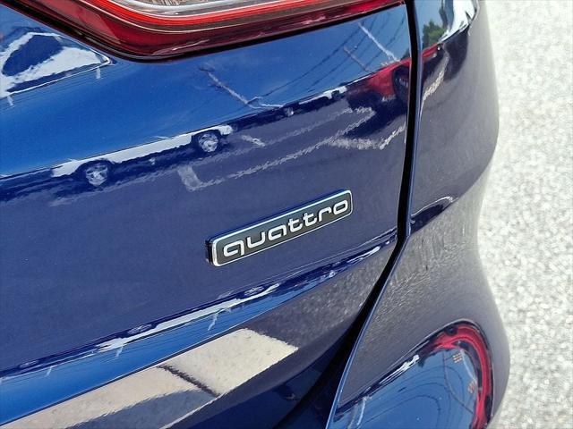 Photo of 2025 Navarra Blue Metallic Audi Q3