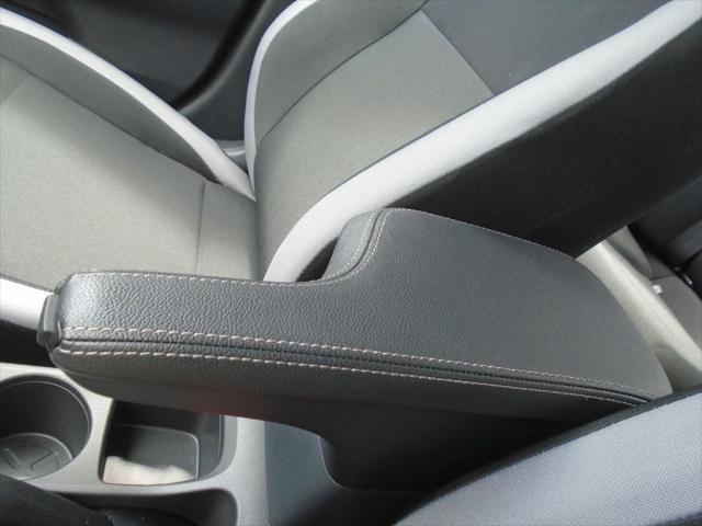Photo of 2025 Brilliant Silver Metallic Nissan Versa