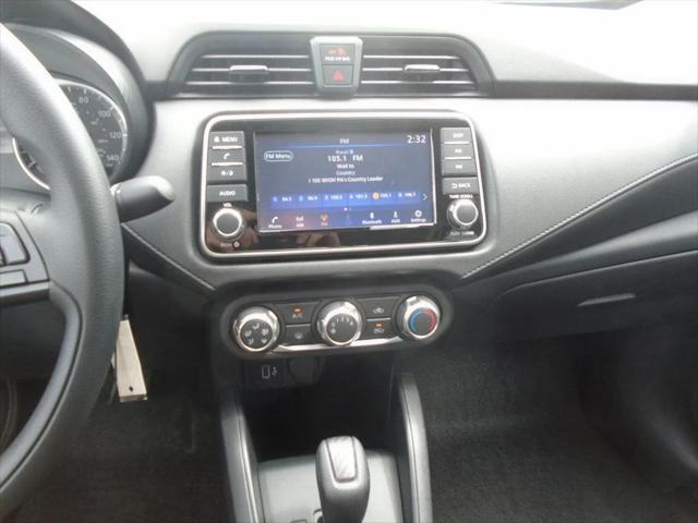 Photo of 2025 Brilliant Silver Metallic Nissan Versa