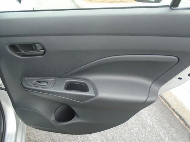 Photo of 2025 Brilliant Silver Metallic Nissan Versa