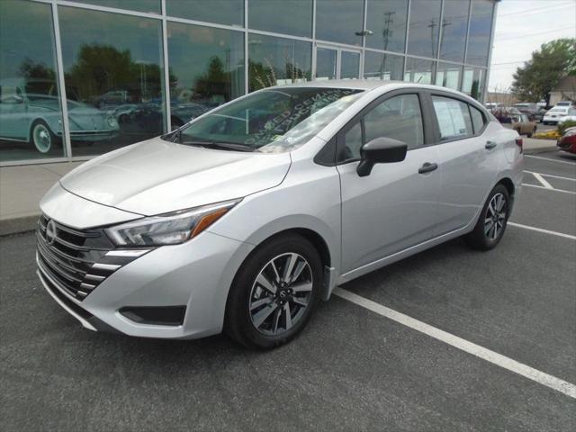 Photo of 2025 Brilliant Silver Metallic Nissan Versa
