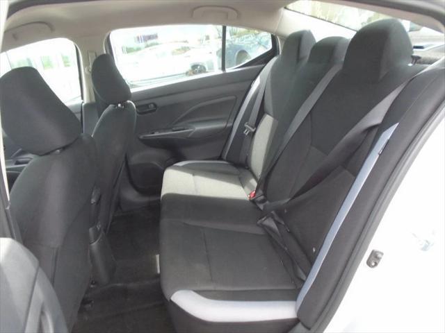 Photo of 2025 Brilliant Silver Metallic Nissan Versa