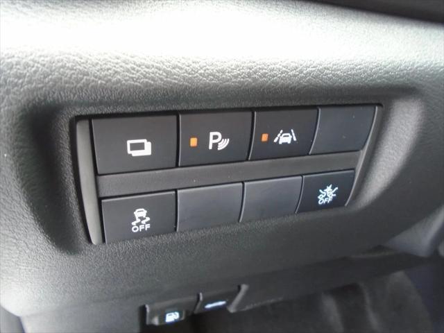 Photo of 2025 Brilliant Silver Metallic Nissan Versa