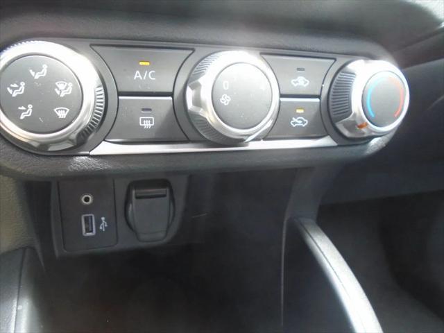 Photo of 2025 Brilliant Silver Metallic Nissan Versa