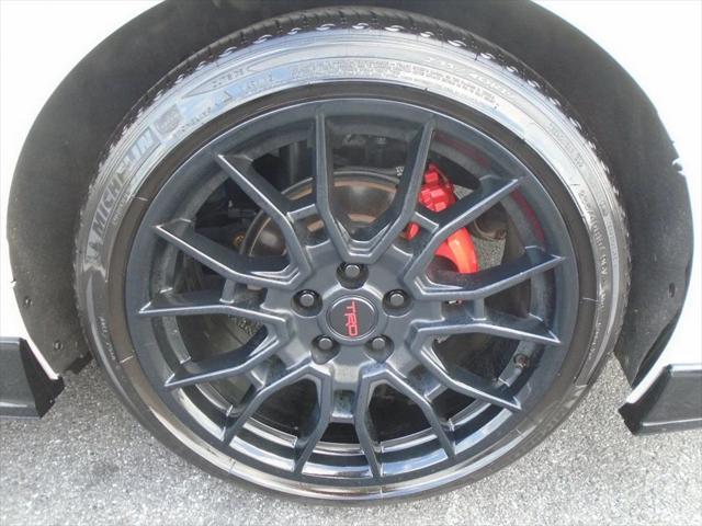 Photo of 2024 Wind Chill Pearl/Midnight Black Metallic Toyota Camry