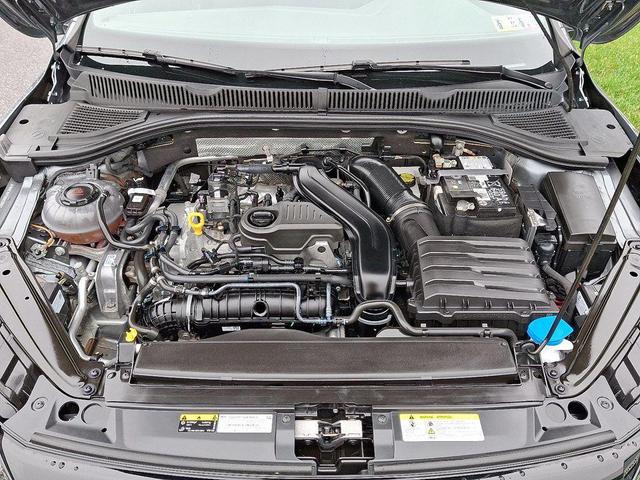 Photo of 2024 Platinum Gray Metallic Volkswagen Jetta